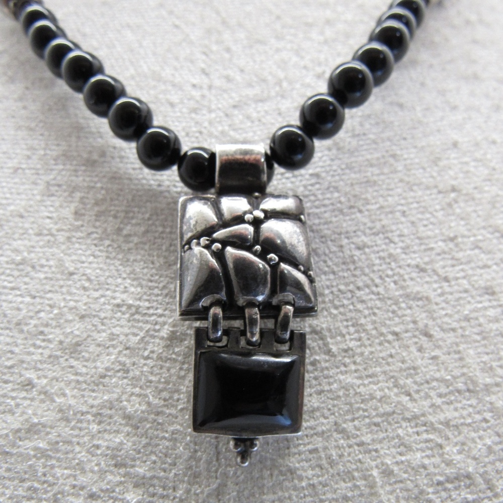 925 Sterling Silver Necklace Gorgeous and Unique